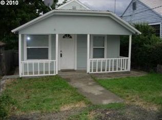 2051 NE Klamath Ave, Roseburg, OR 97470