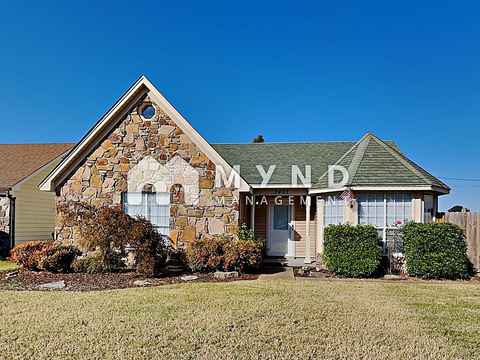 1st image of 2467 Bassfield Dr