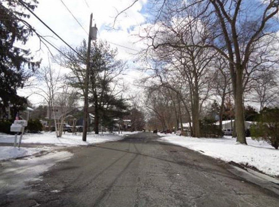 2nd image of 239 Mount Vernon Ave