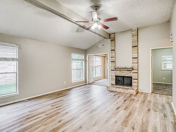 3rd image of 7010 Foxmont Ln