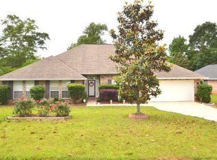 16047 Lakeway Dr, Loxley, AL 36551