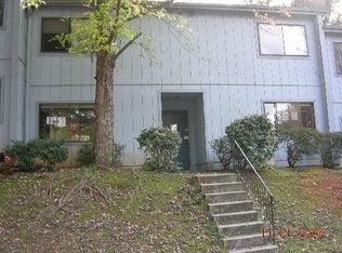 904 Pine Oak Trl, Austell, GA 30168