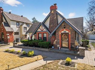 243 E 72nd Ter, Kansas City, MO 64114