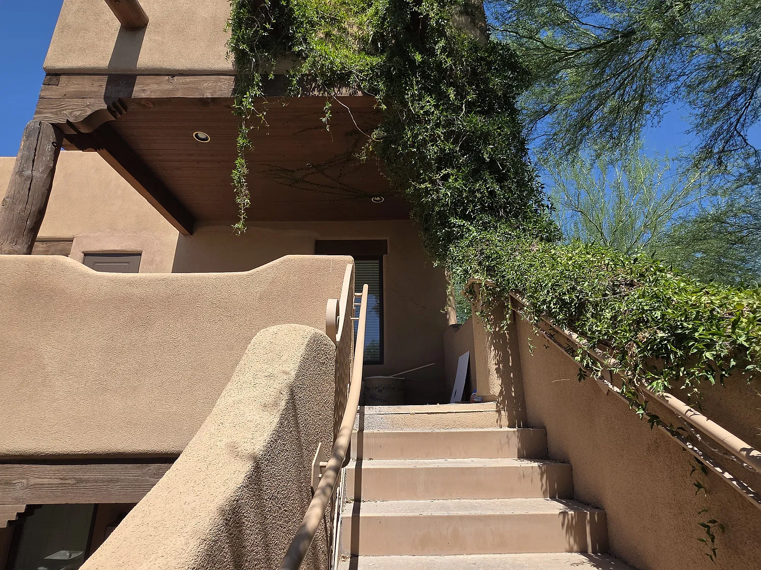 1 bed, 1100 sqft, $1,650 — Photo 2