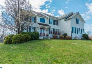 16 Chisel Creek Dr, Landenberg, PA 19350