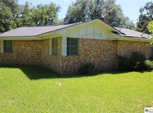 439 Joe Beaver Ln, Victoria, TX 77905