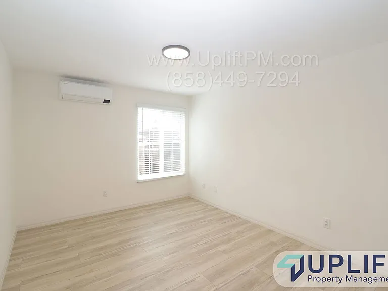 5402 Balboa Arms Dr #305 — Photo 6