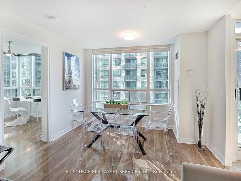 51 Lower Simcoe St #607 — Photo 6