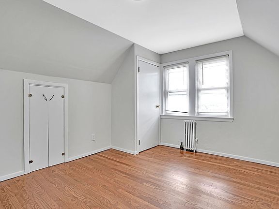 3rd image of 706 Chestnut St APT 3