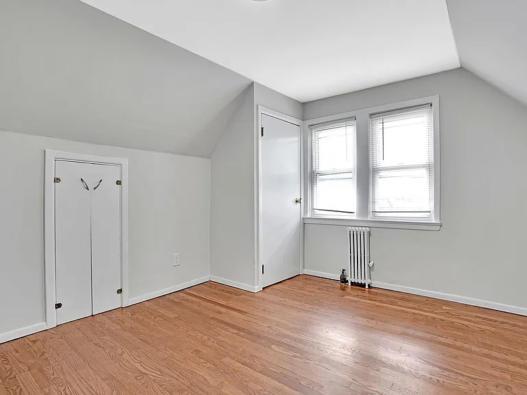 706 Chestnut St — Photo 3