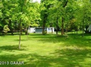 19265 Eastwood Dr, Osakis, MN 56360