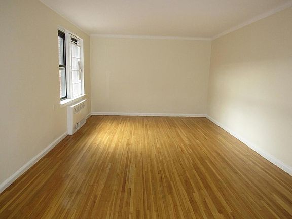 3rd image of 6509 99th St APT 6P