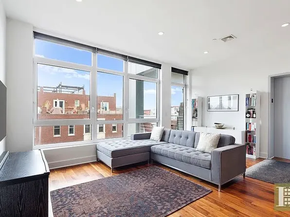 84 Engert Ave APT 4B, Brooklyn, NY 11222