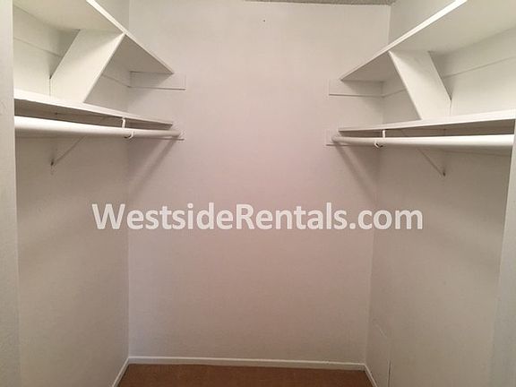 3rd image of 11983 Walnut Ln APT 3