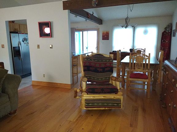 upstairs living room 