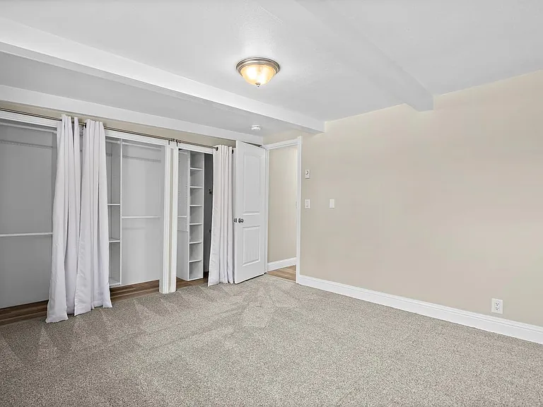 10924 81st Pl NE #A — Photo 16