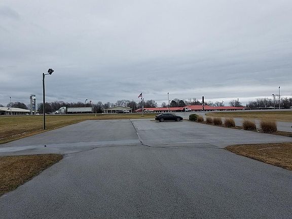 4th image of E Hwy 412