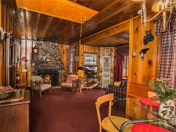 5th image of 1134 Clubview Dr