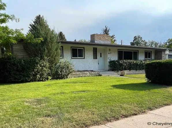 945 Melton St, Cheyenne, WY 82009