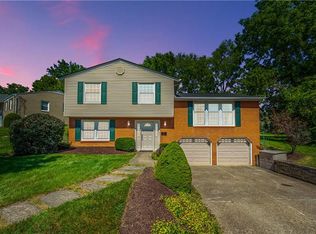 1271 Old Meadow Rd, Pittsburgh, PA 15241