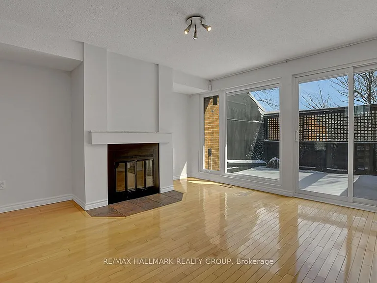 261 Bruyere St — Photo 13