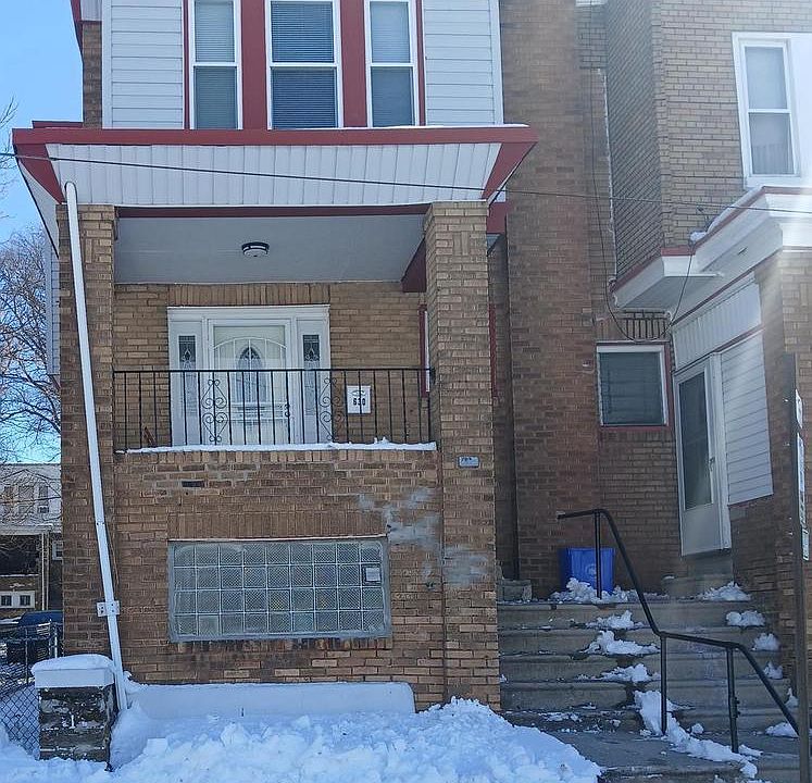 1st image of 630 E Price St