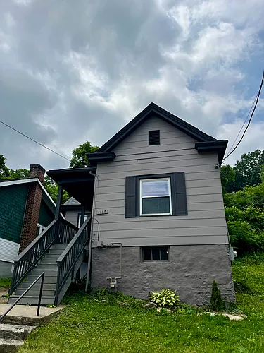 1113 John St Photo 1