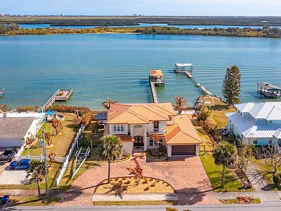 3rd image of 1201 S Riverside Dr