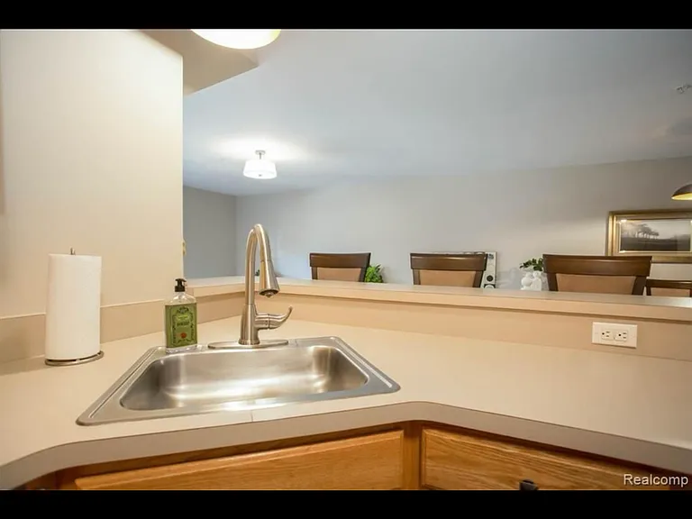 2803 Barclay Way — Photo 71