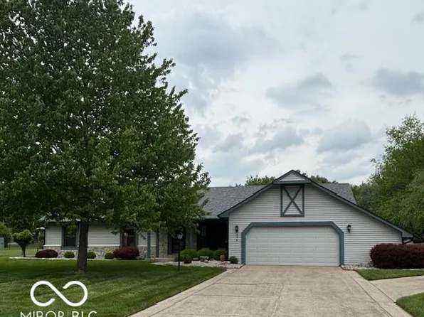 4278 Hazy Ln, Greenwood, IN 46142