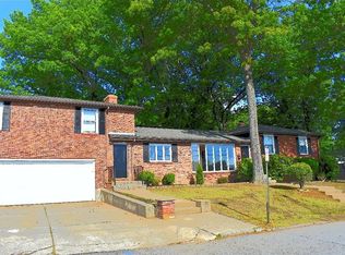 14 Rockwell St, North Providence, RI 02904