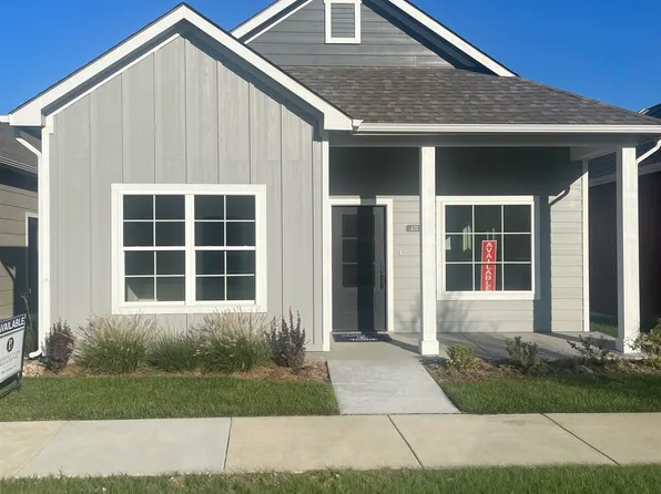 433 E Lexington Ln, Andover, KS 67002