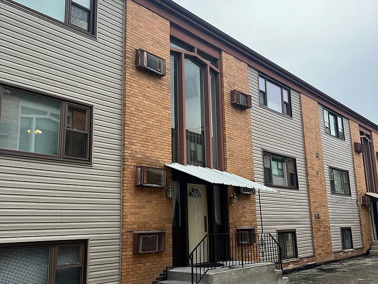 1037 Warner Ave #8 — Photo 1