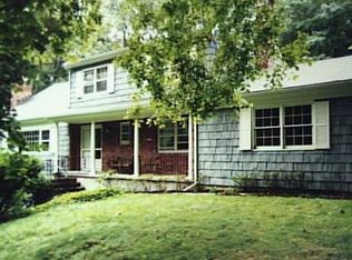 55 Daffodil Ln, Stamford, CT 06903