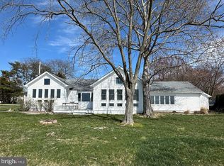 5804 Beach Rd, Rock Hall, MD 21661