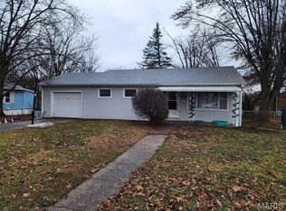 3129 Rendlen Ave, Hannibal, MO 63401