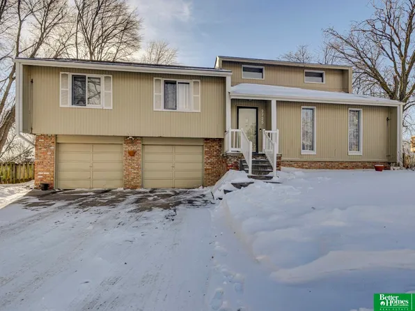2725 N 129th Cir, Omaha, NE 68164