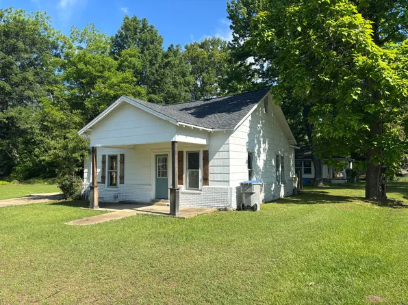 807 Bankhead Ave, Amory, MS 38821