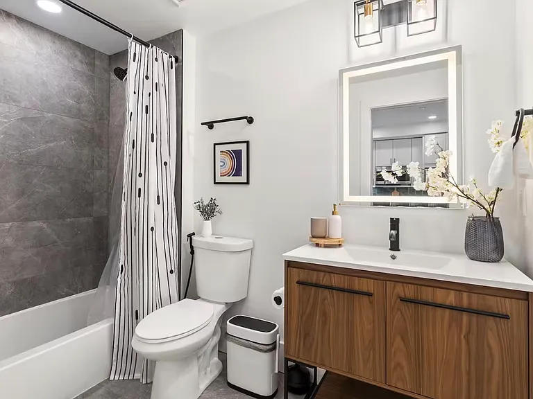 1006 Florida Ave NE #201 — Photo 10