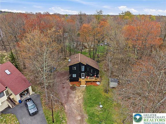 4th image of 9196 Buttonwood Ct