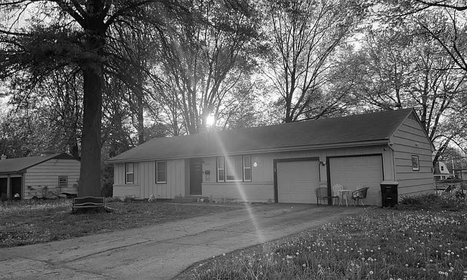 1st image of 11510 Applewood Dr