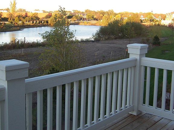 3rd image of 1052 Orchard Pond Ct