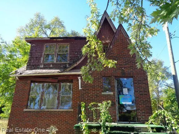 16017 San Juan Dr, Detroit, MI 48238