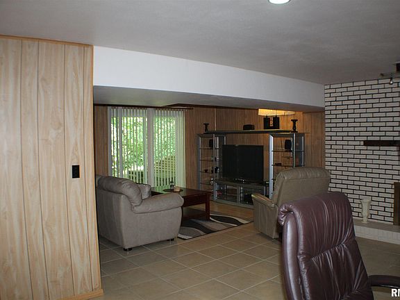 5th image of 5615 N Rosemead Dr