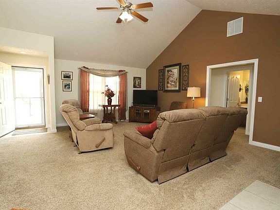 4th image of 4510 Marble Dr