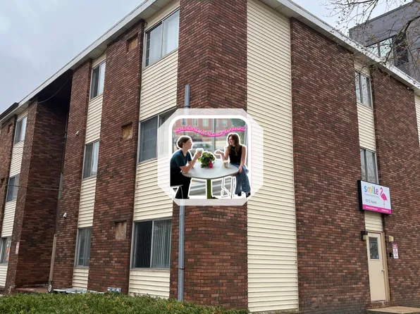 107 E Healey, 107 E Healey St, Champaign, IL 61820