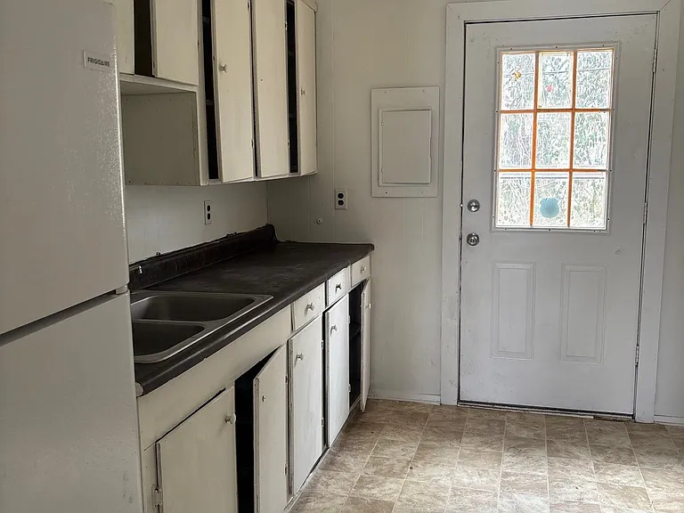 1029 N McLemore Ave #1029 — Photo 6