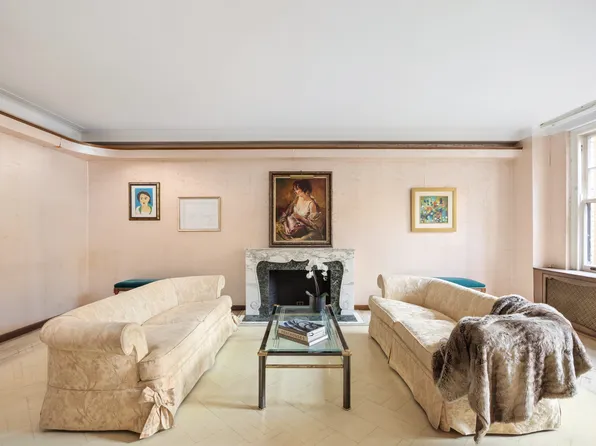 262 Central Park West image 11 of 14