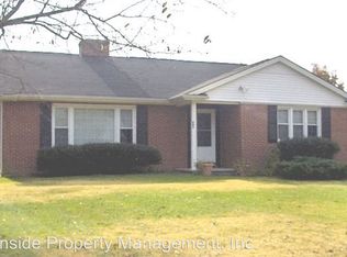 405 Dunton Dr, Blacksburg, VA 24060