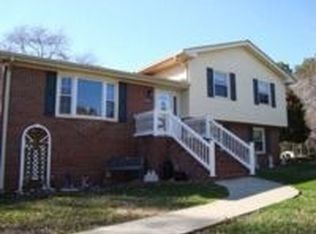 32 View Dr SE, Rome, GA 30161